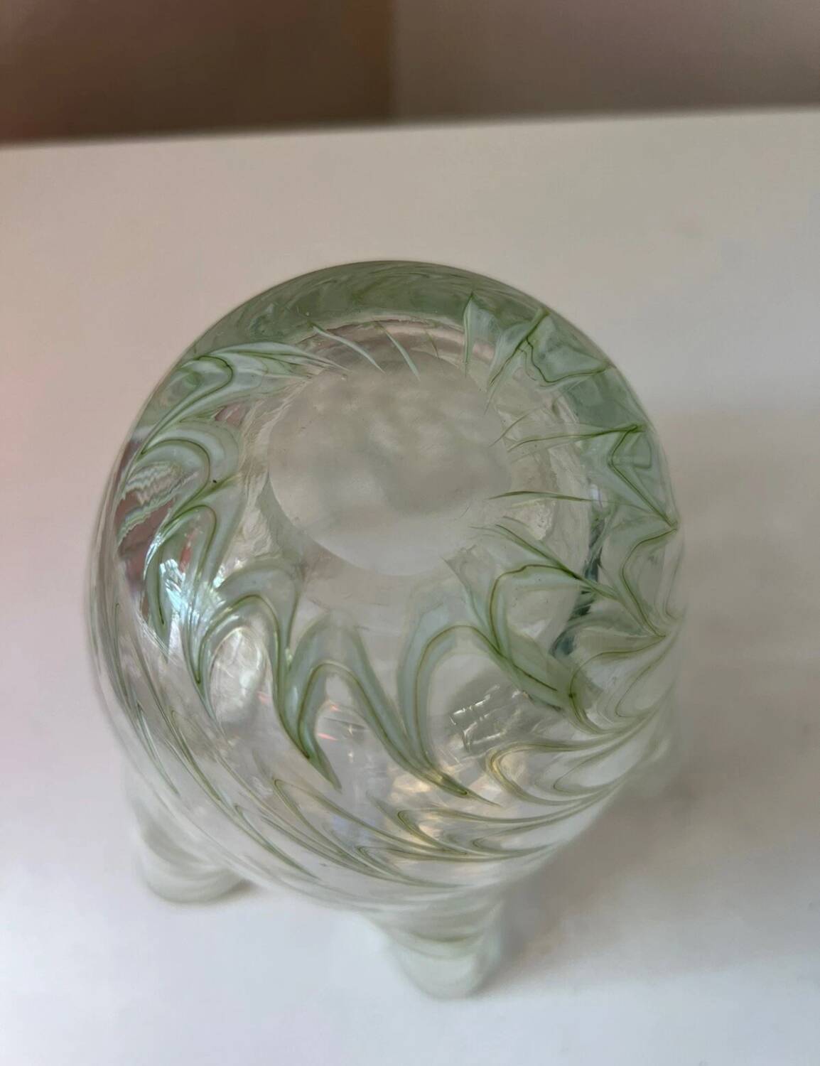 Filigree glass vase in the shape of a handkerchief with a corolla-shaped neck, Murano style