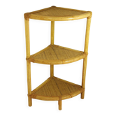 Corner shelf in rattan
