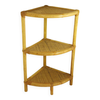 Etagère d'angle en rotin