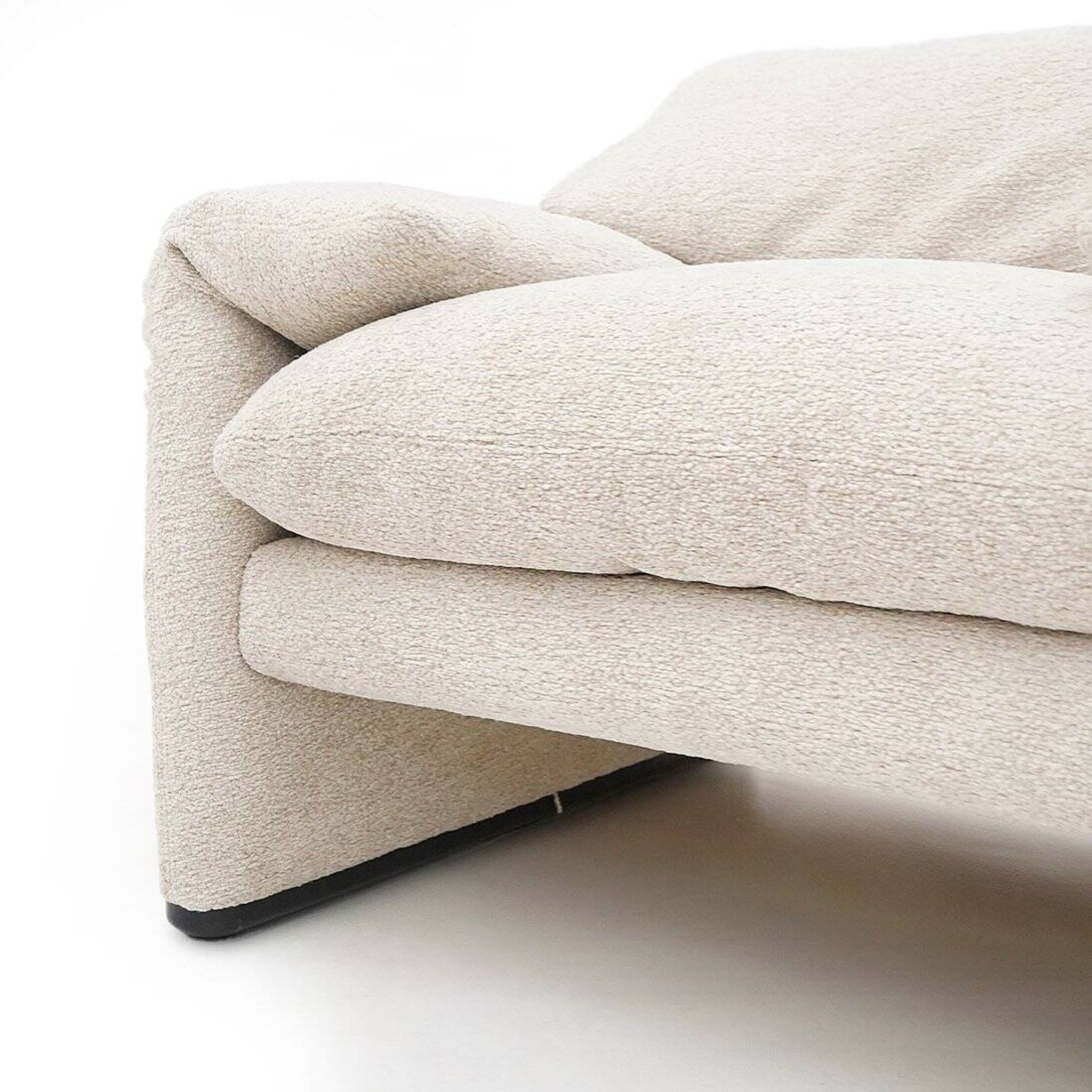 Maralunga armchair and ottoman set by Vico Magistretti for Cassina, 1970s.