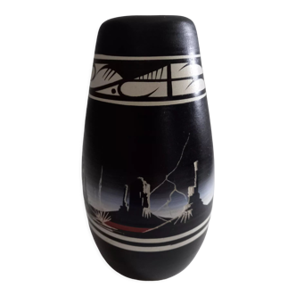 Navajo Vase "Thunderstorm at Monument Valley"