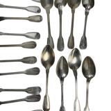 Important lot of 118 pieces of silver-plated metal cutlery by Ercuis, Christofle 20th century.