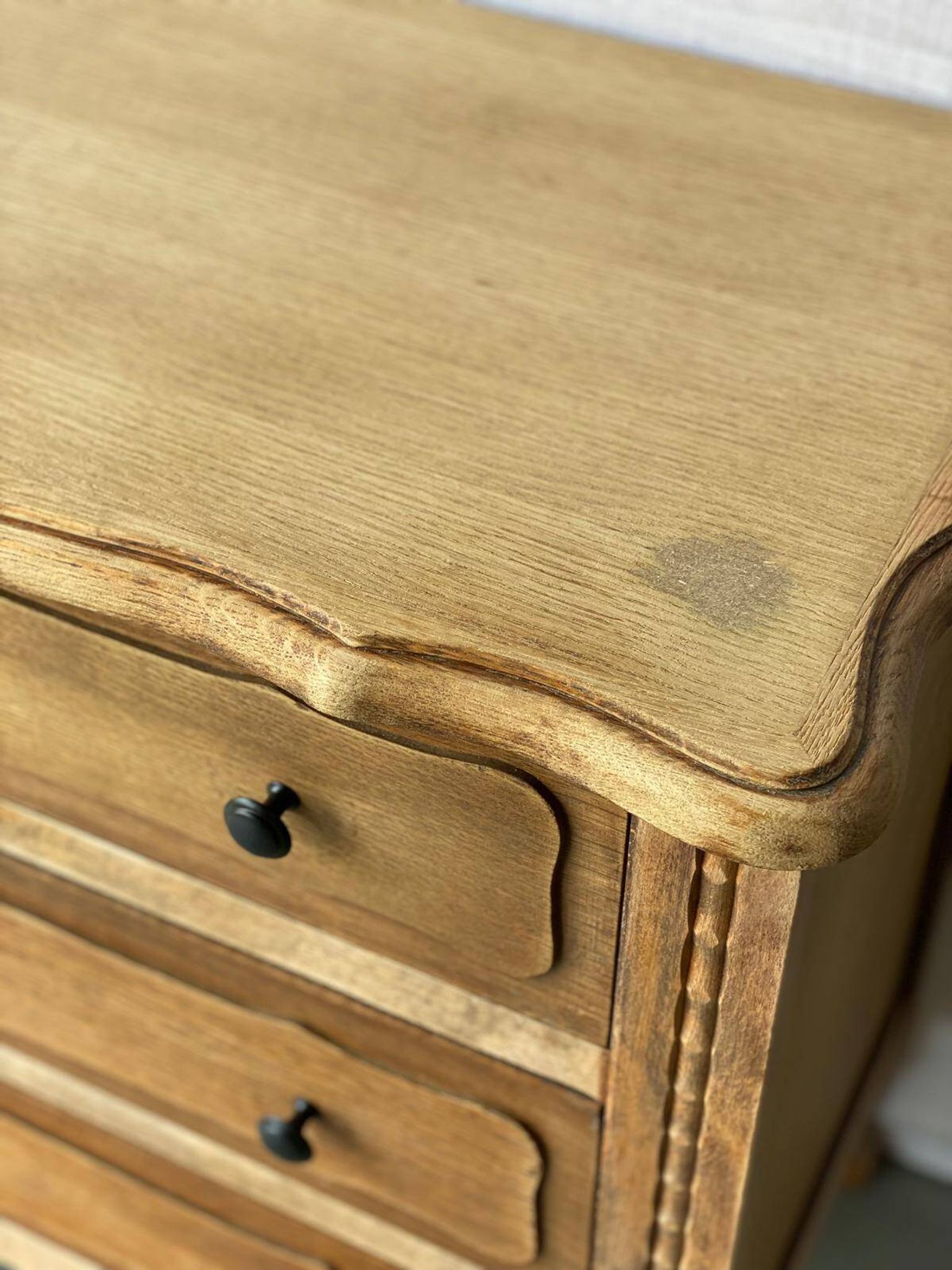 Neo rustic mini buffet chest of drawers with 3 drawers renovated in raw wood