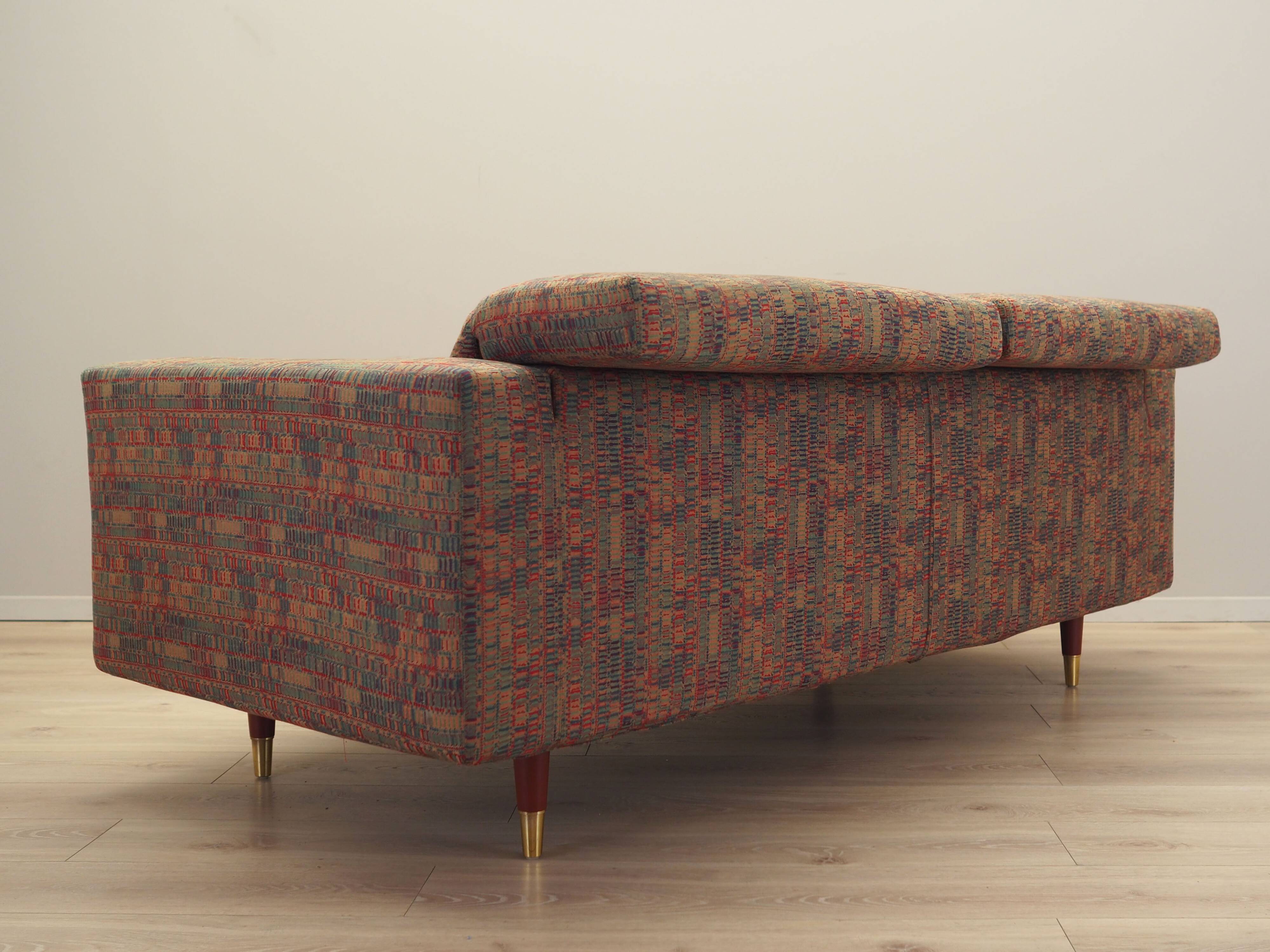 Sofa, Italian design, 1960s, manufacturer: B&B Italia