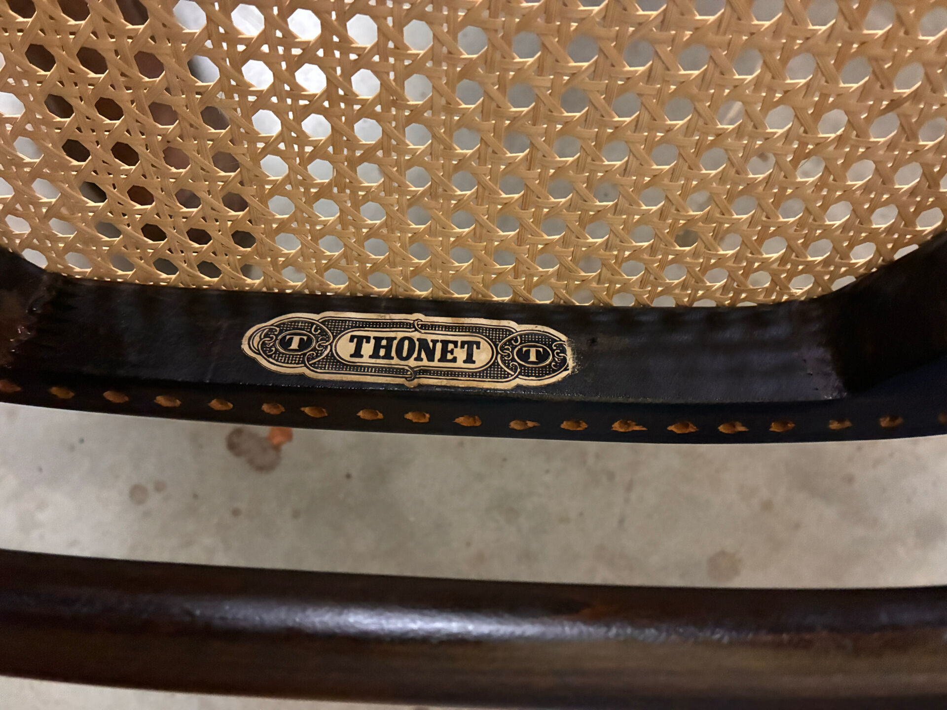 Thonet 215r 6 chairs, classic design