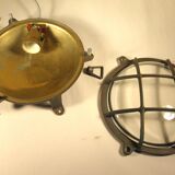 22 cm brass "porthole" wall light