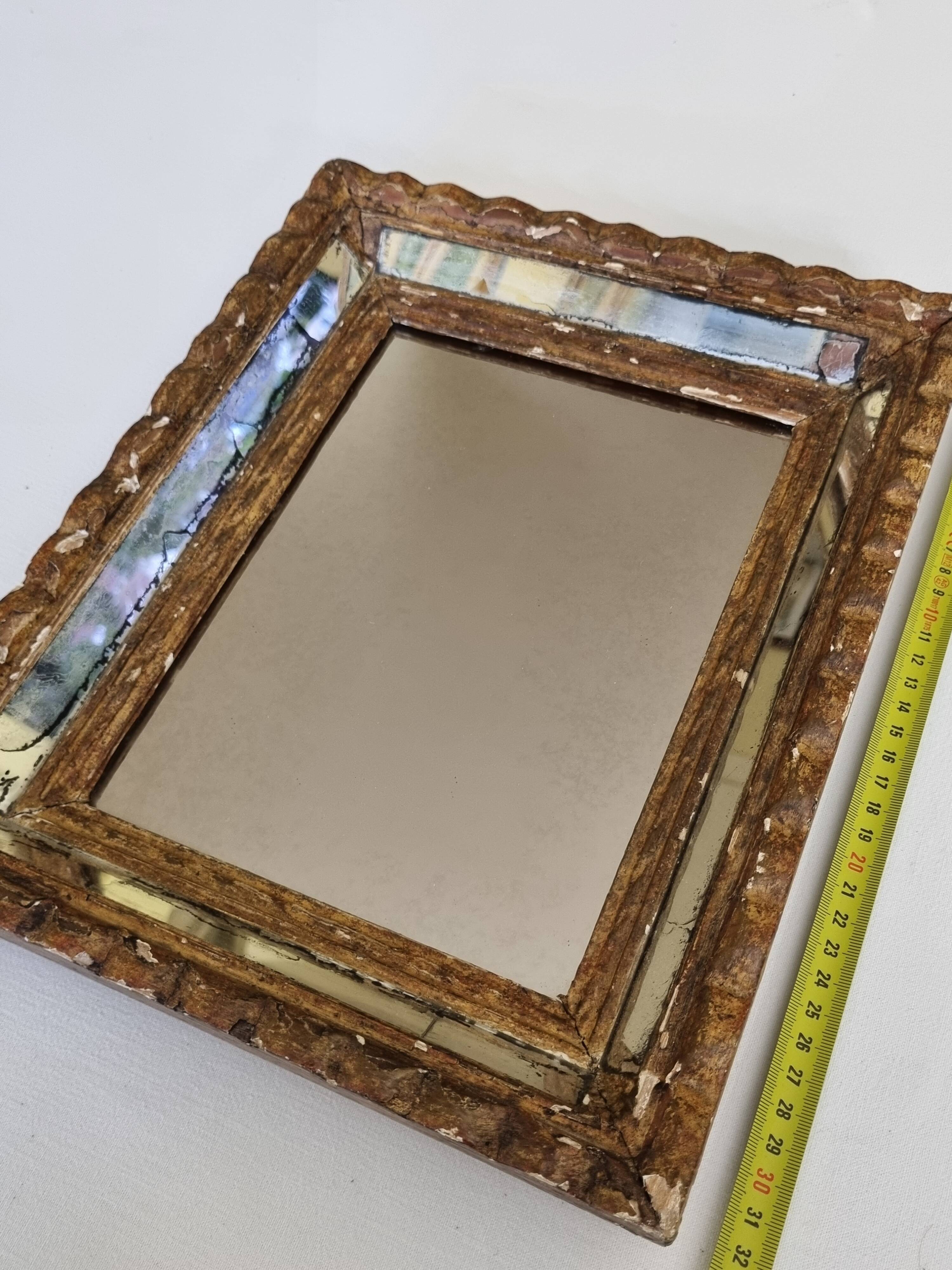 Antique Venetian style mirror with beads, 27 x 32 cm