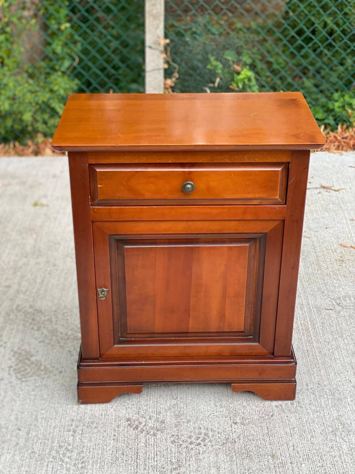 Louis-Philippe style bedside table or end table in cherry wood from the 1980s.