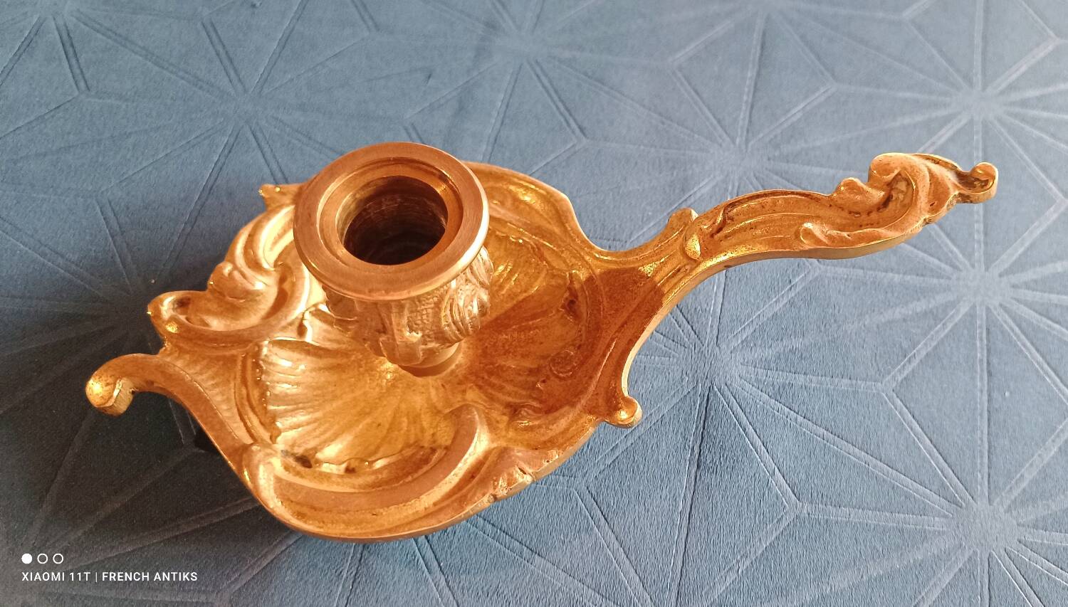 Bronze rat cave candlestick, French craftsmanship, 1950.