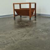 Chariot table d’appoint vintage en teck danois par Aksel Kjersgaard