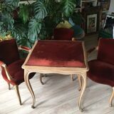 "The Kiss to the Queen" game table and its 4 Bridge chairs