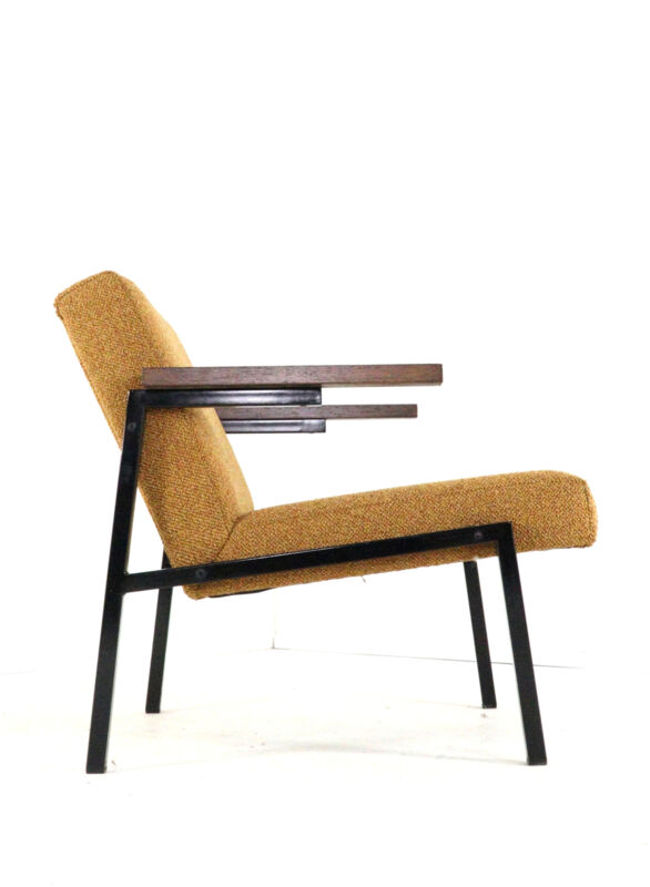 Fauteuil SZ63 modèle dames de Martin Visser pour Spectrum - design néerlandais