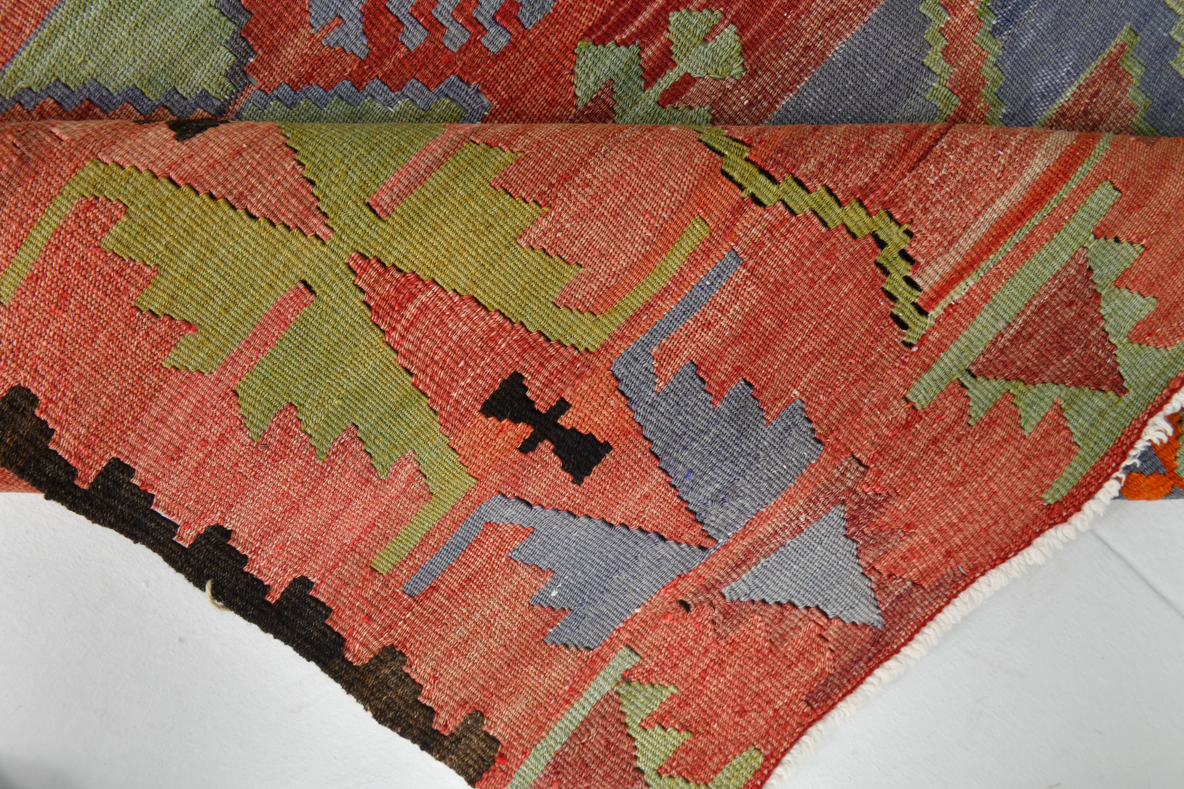 4x6 Red & Green Geometric Persian Kilim Rug, 132x194Cm