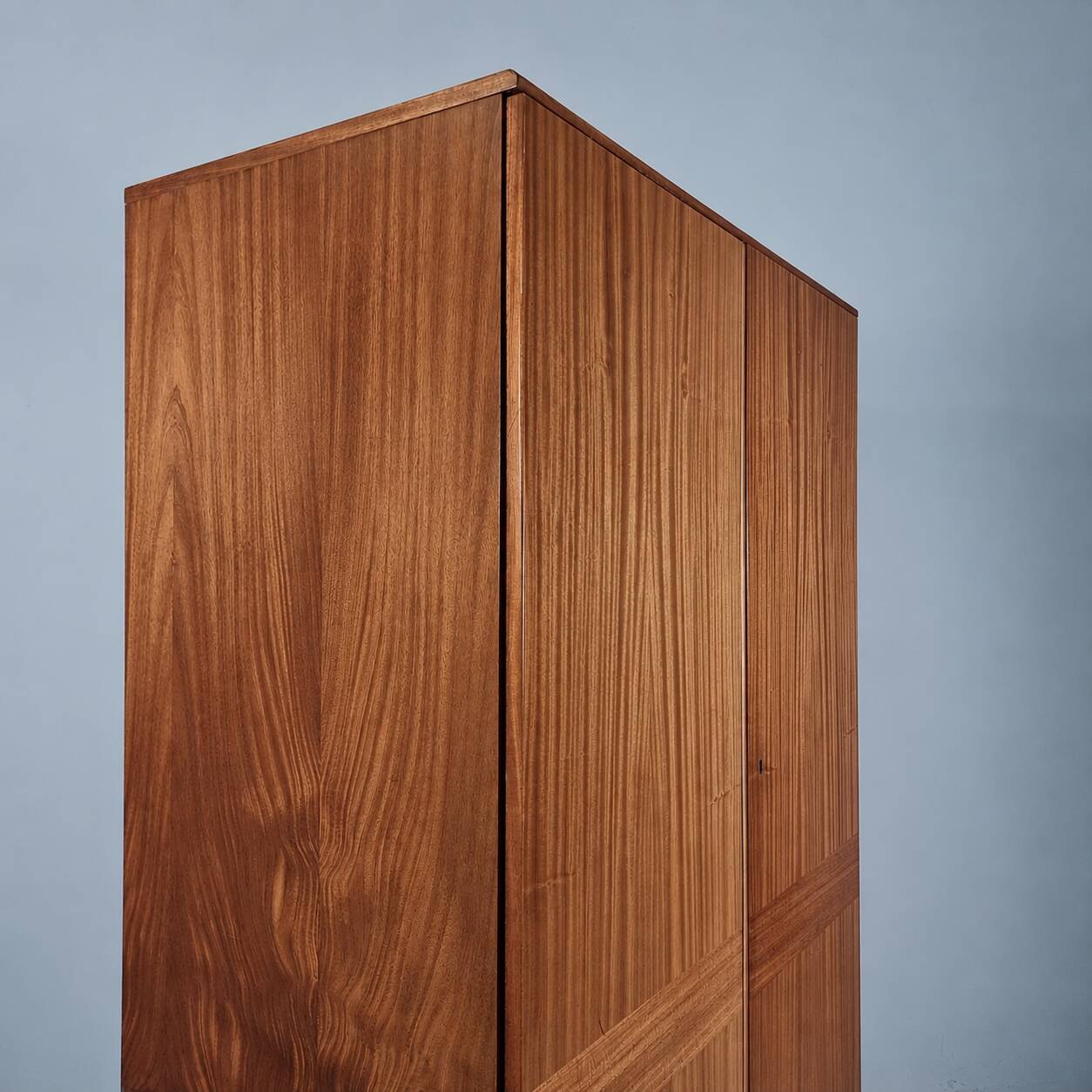 Garde-robe vintage par Francisek Mezulanik, années 1960