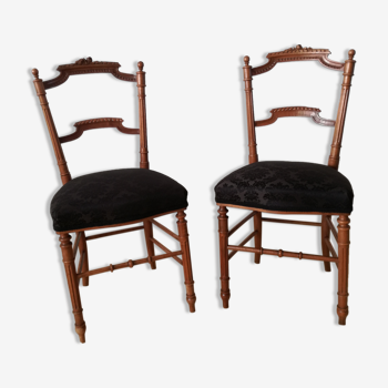 2 chaises anciennes retapissées