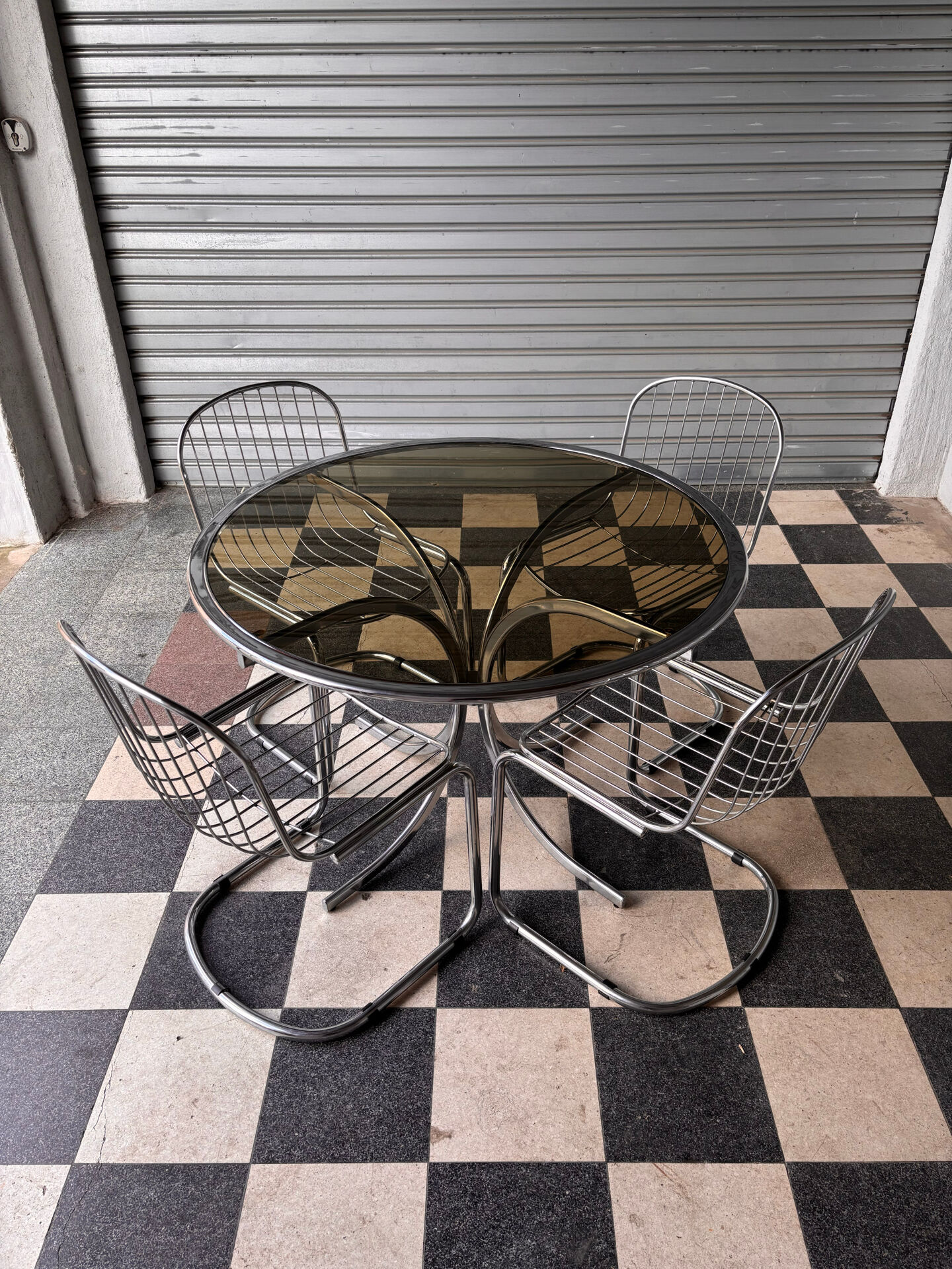 Chaises italiennes seventies