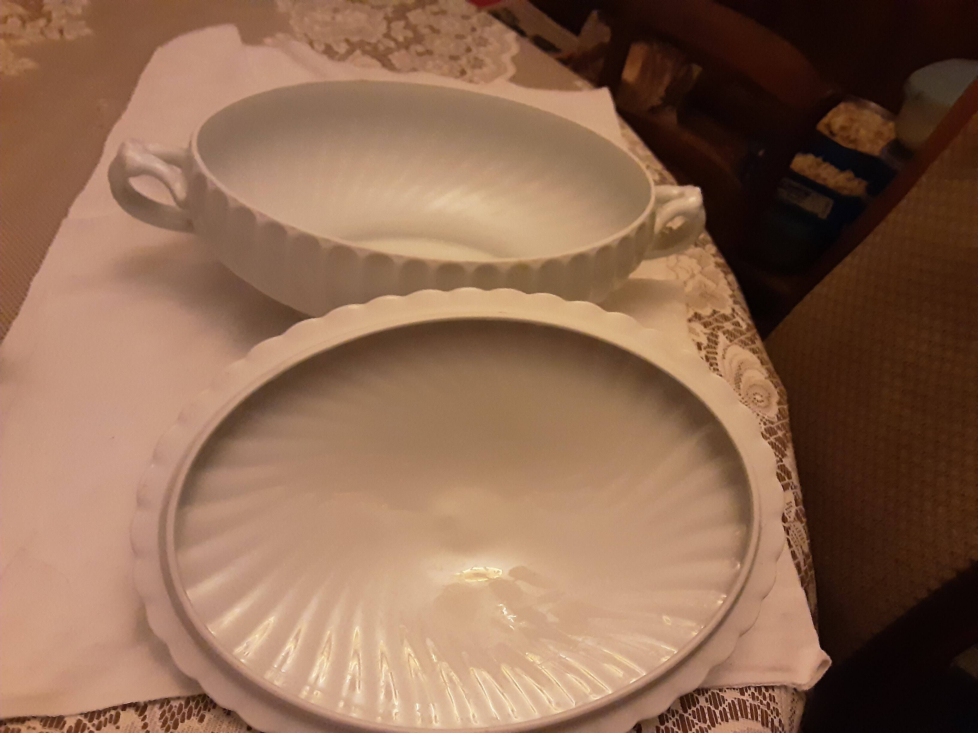 Haviland limoges porcelain soup tureen, white torso model
