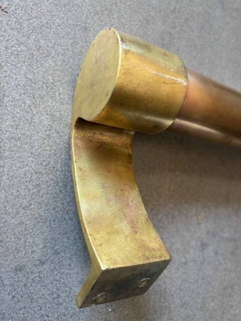 Commercial door handle in brass and bronze
