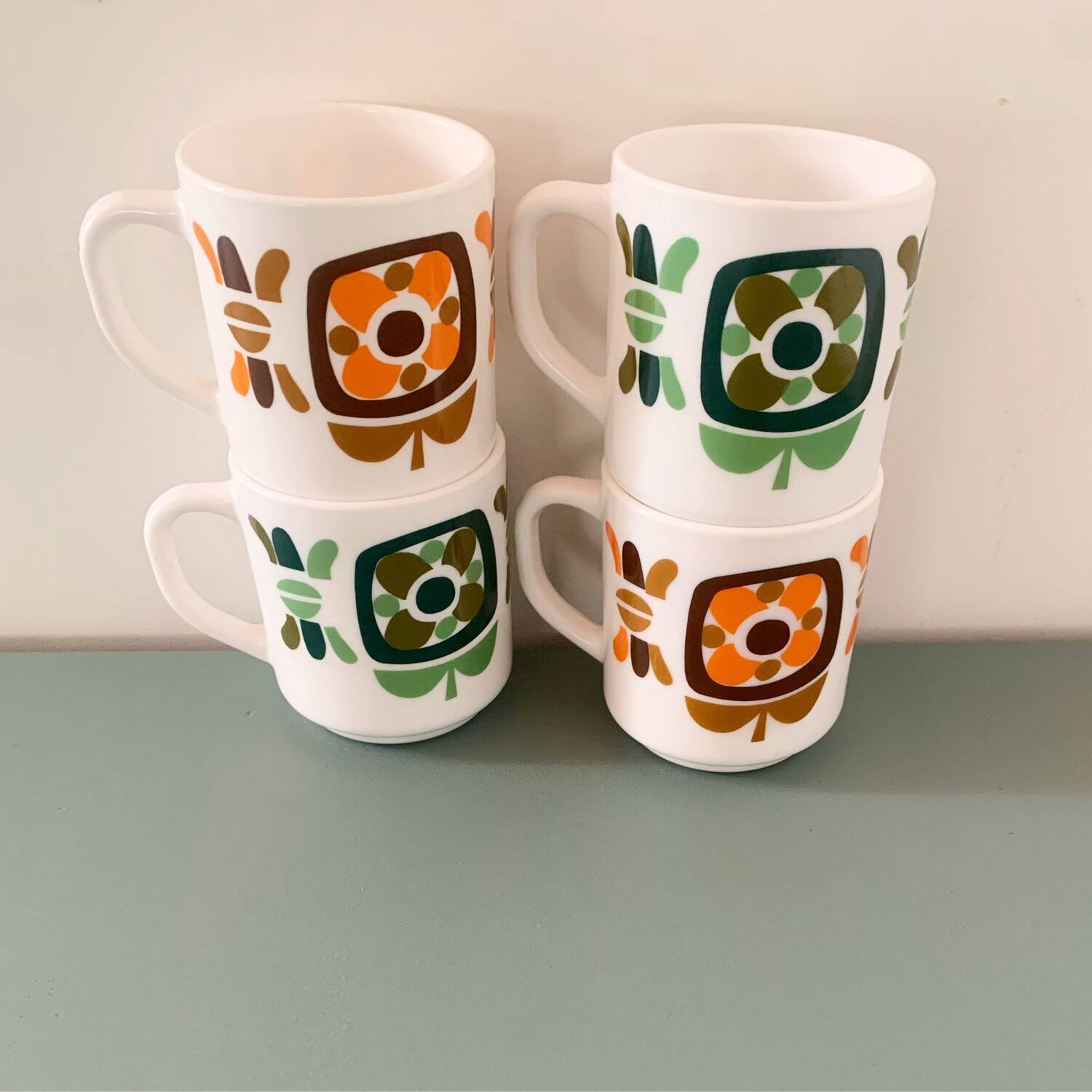 Set of 4 MOBIL mugs