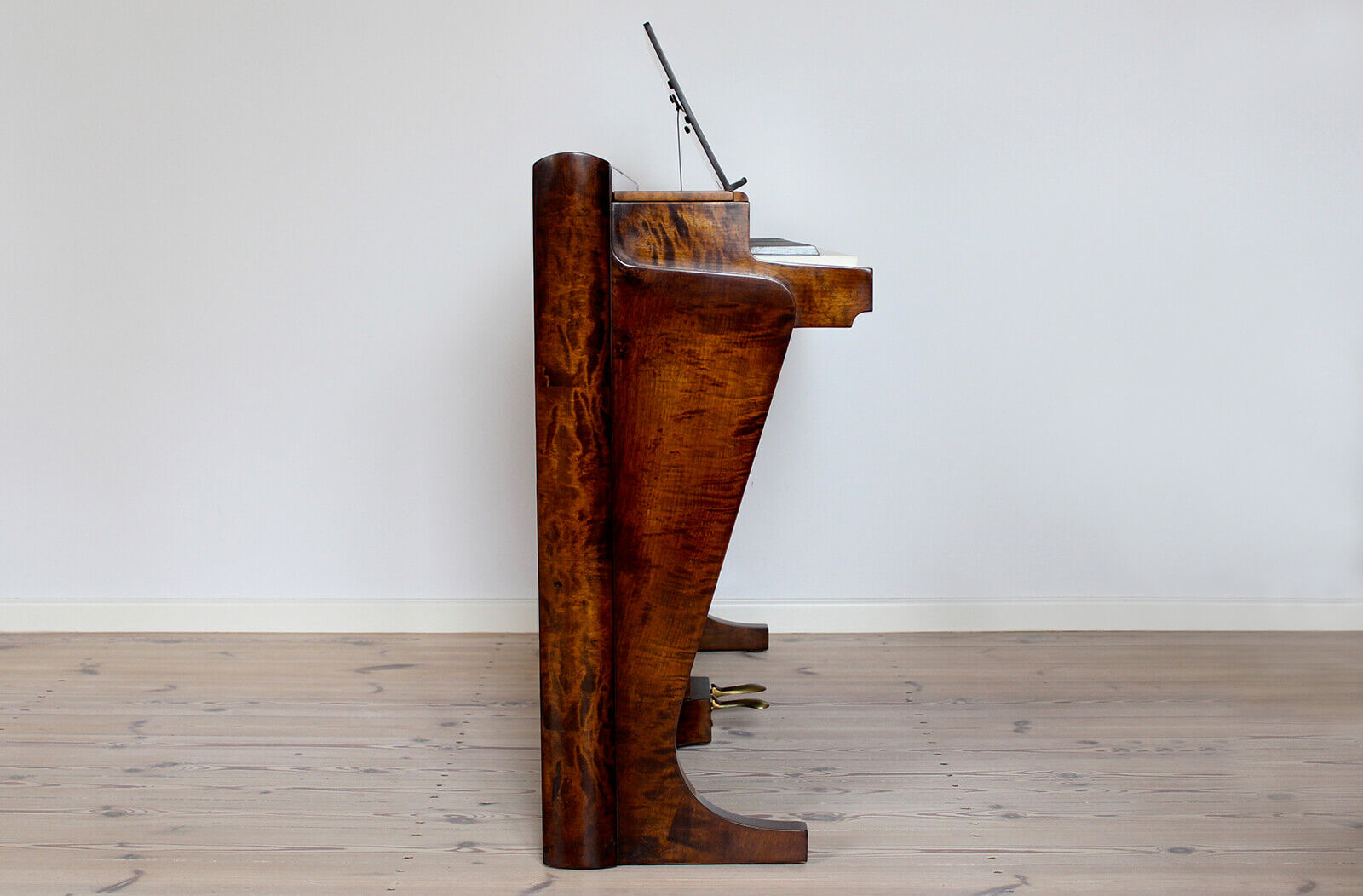 Piano de Poul Henningsen Pianette pour Andreas Christensen