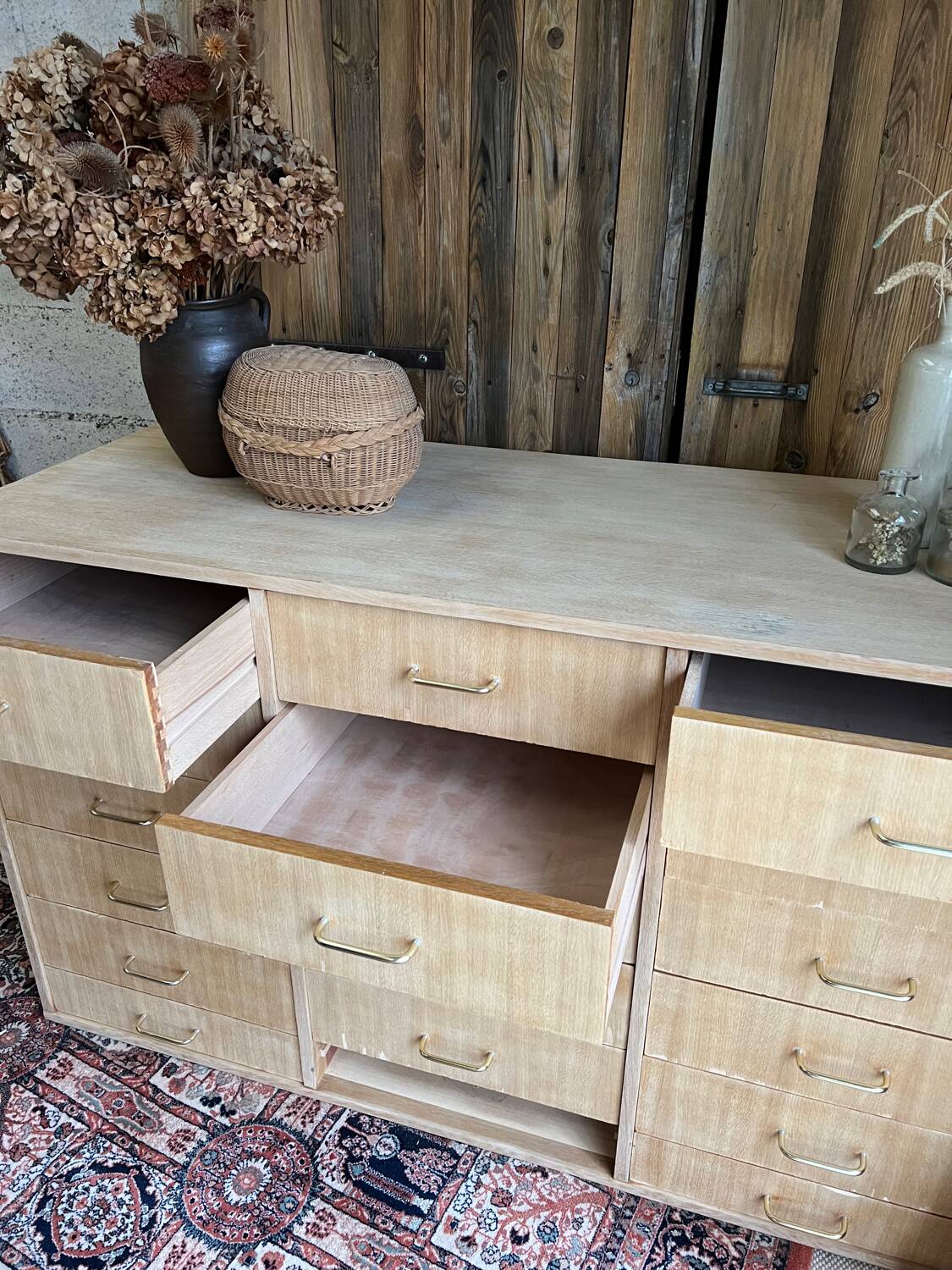 Raw craft furniture