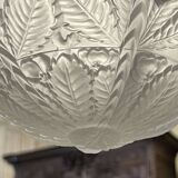 Suspension in white Art Deco period glass in the taste of Lalique