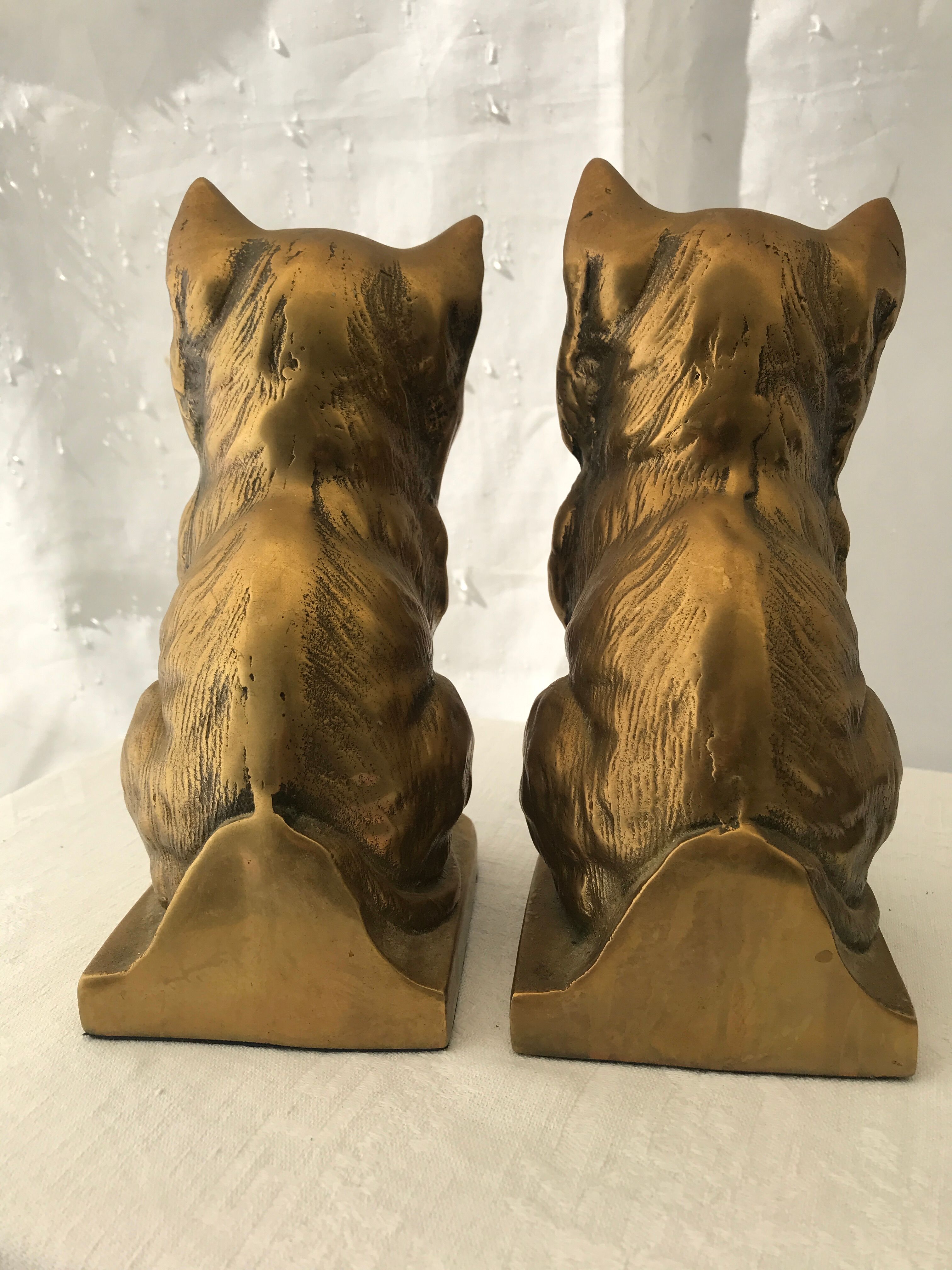 Chatons bookends
