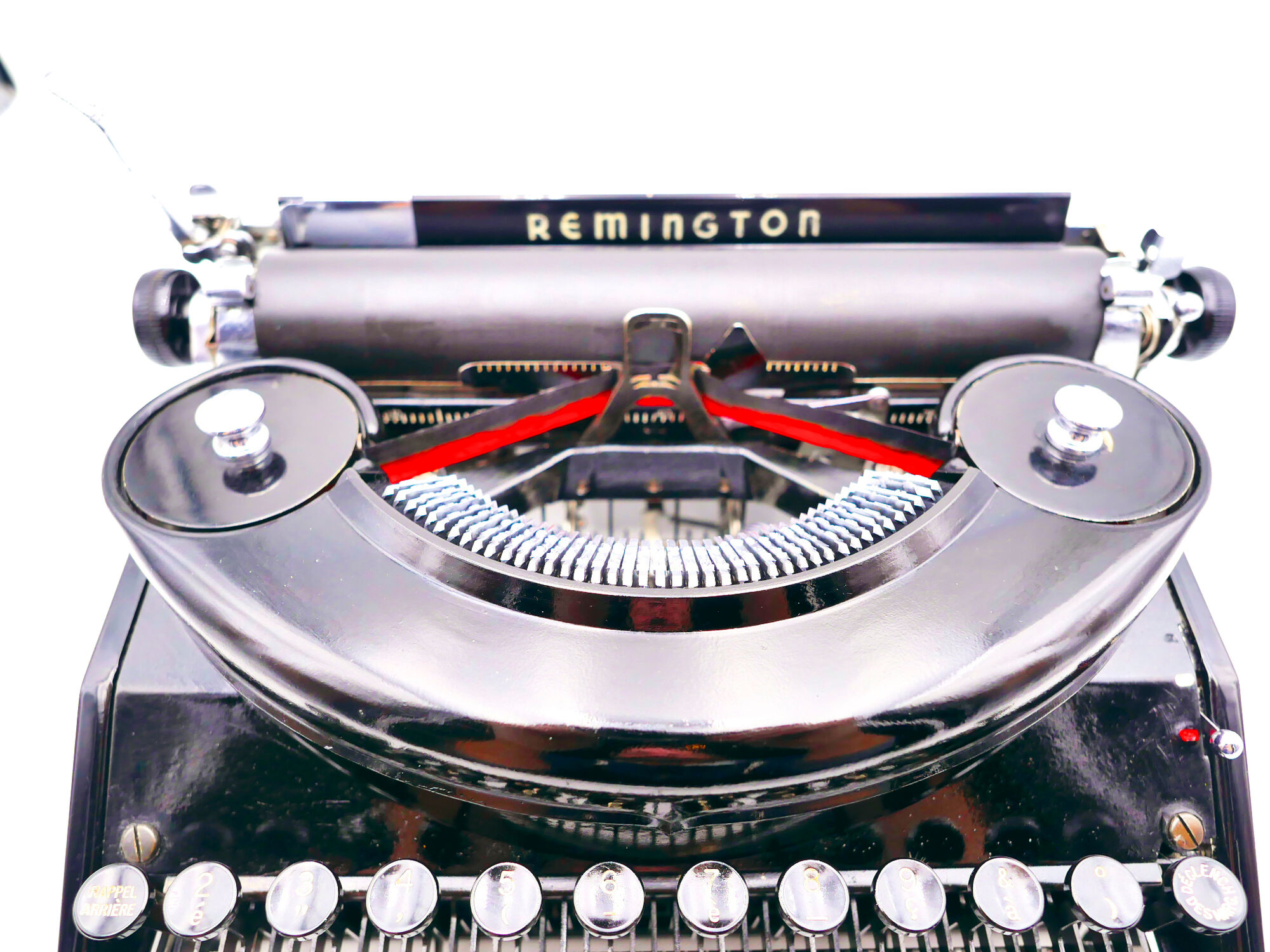 Machine à écrire Remington Noiseless Portable révisée ruban neuf 1932