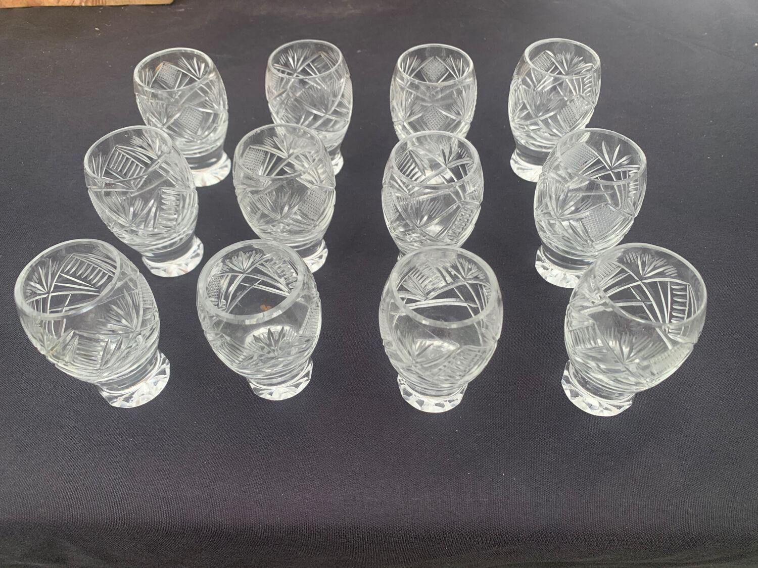 12 St Louis crystal liqueur goblets/glasses, 19th century