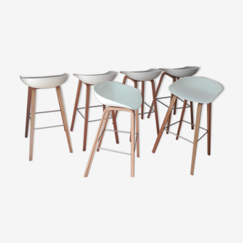 Set of 6 high chairs About a stool