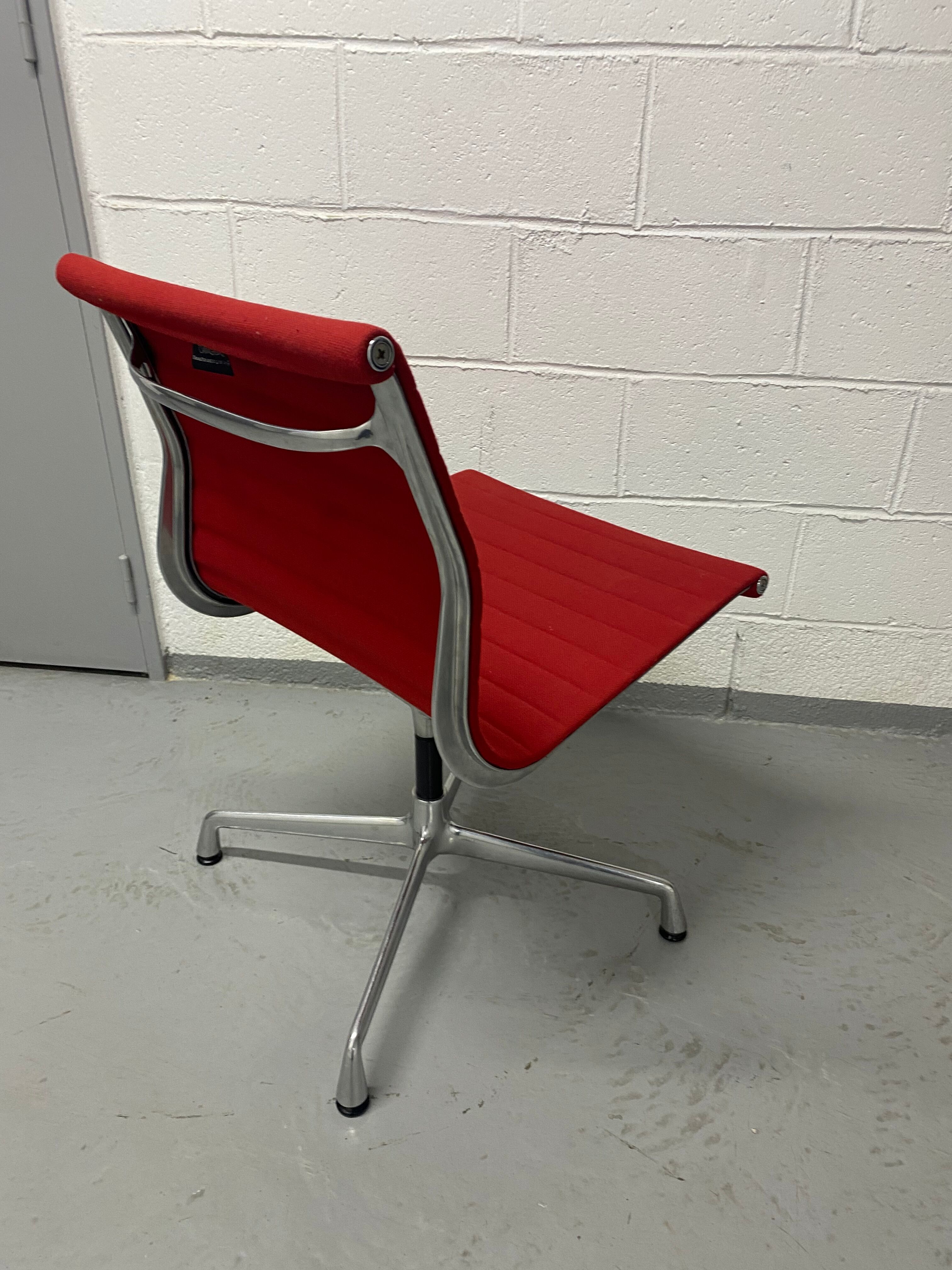 Eames Swivel Armchair Vitra Edition