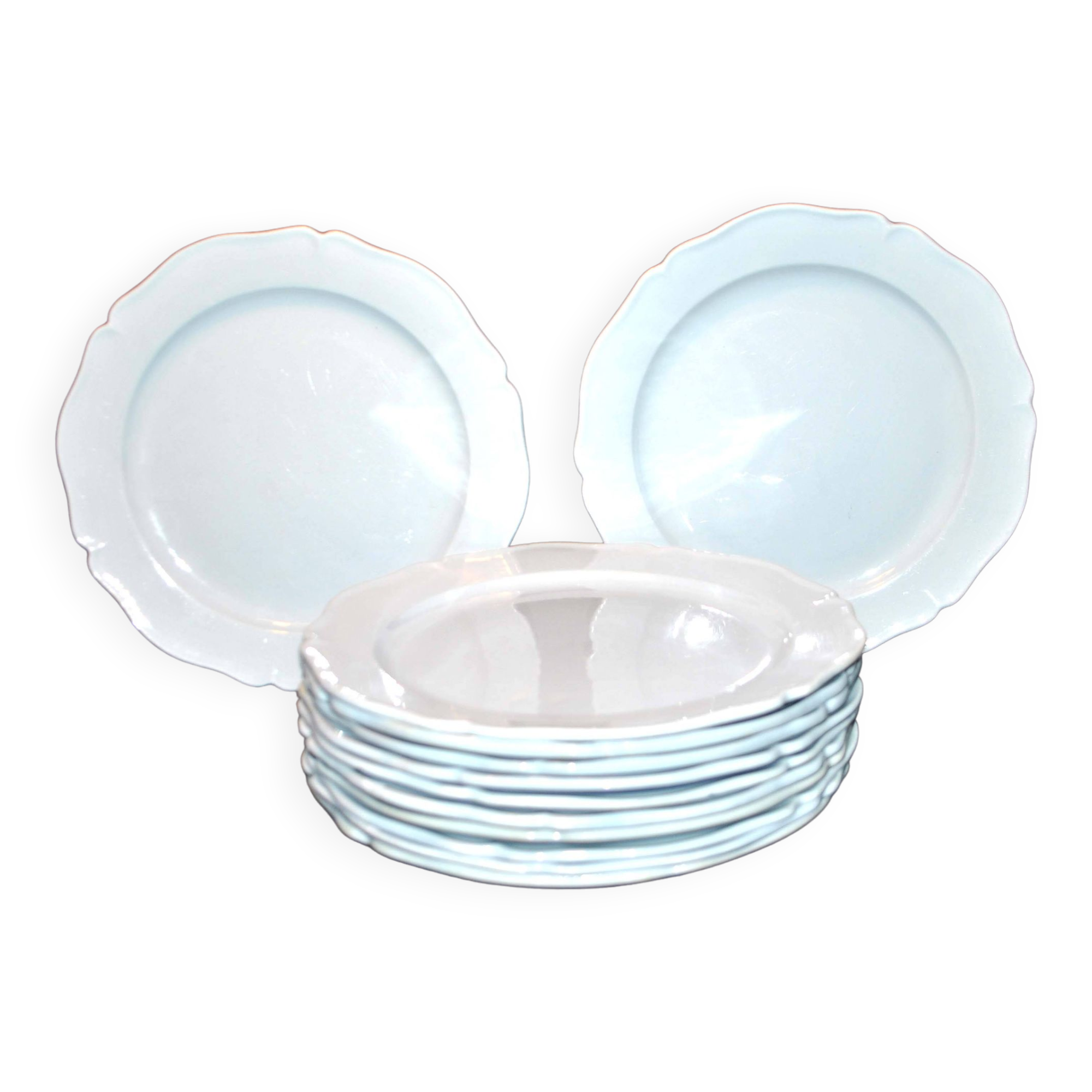 MONTEREAU Set of 12 old scalloped flat plates Pastel blue opaque earthenware 1820-30