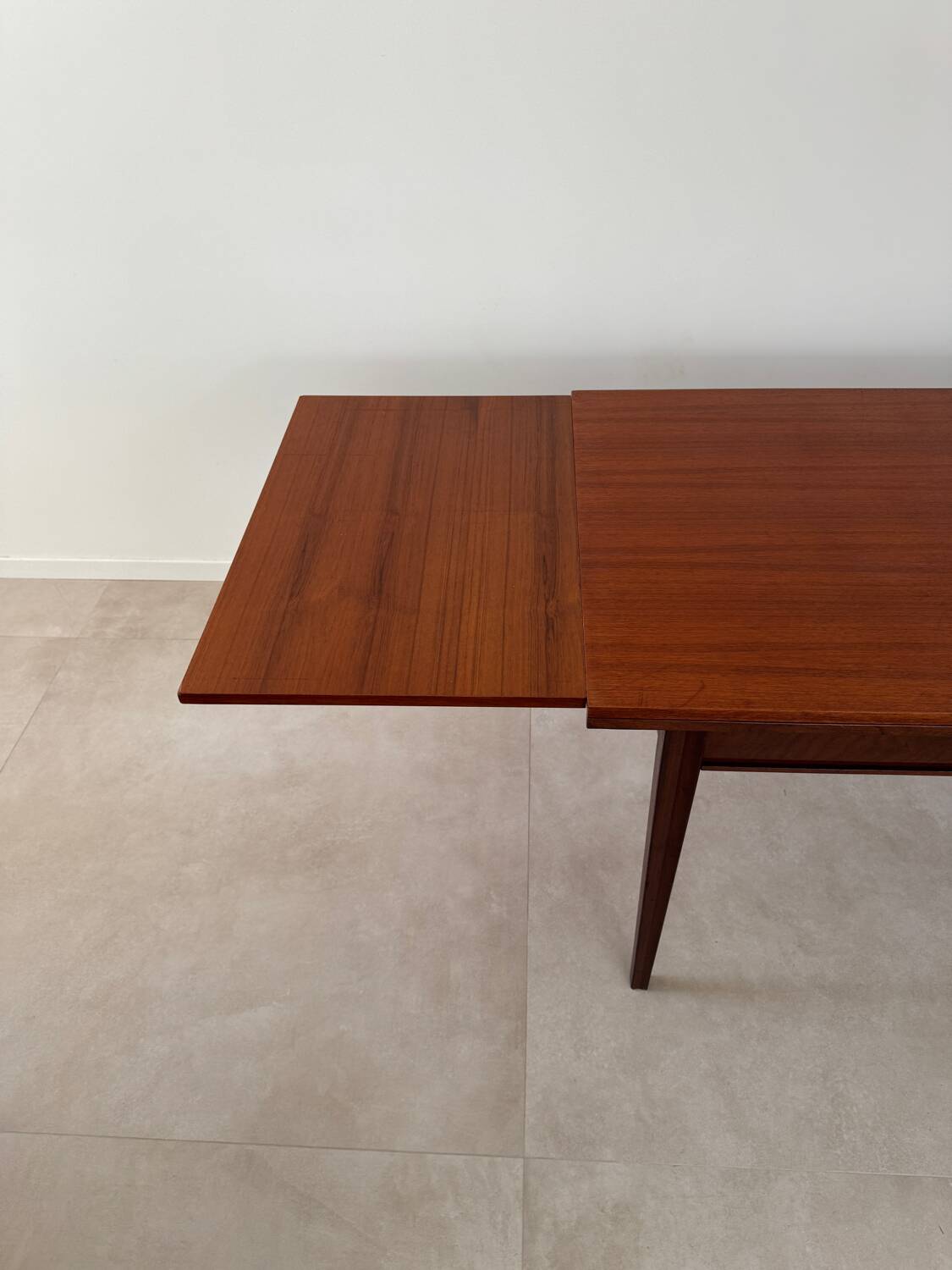 Table à manger vintage teck scandinave