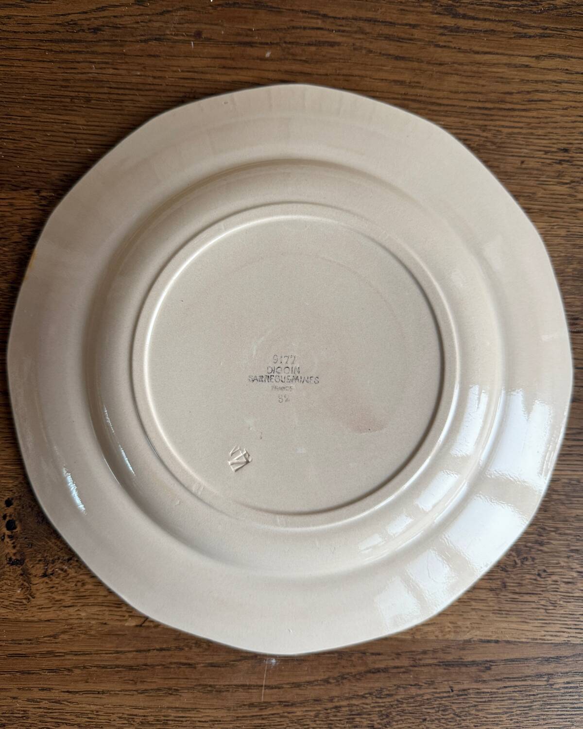 Iron earth dish Digoin Sarreguemines