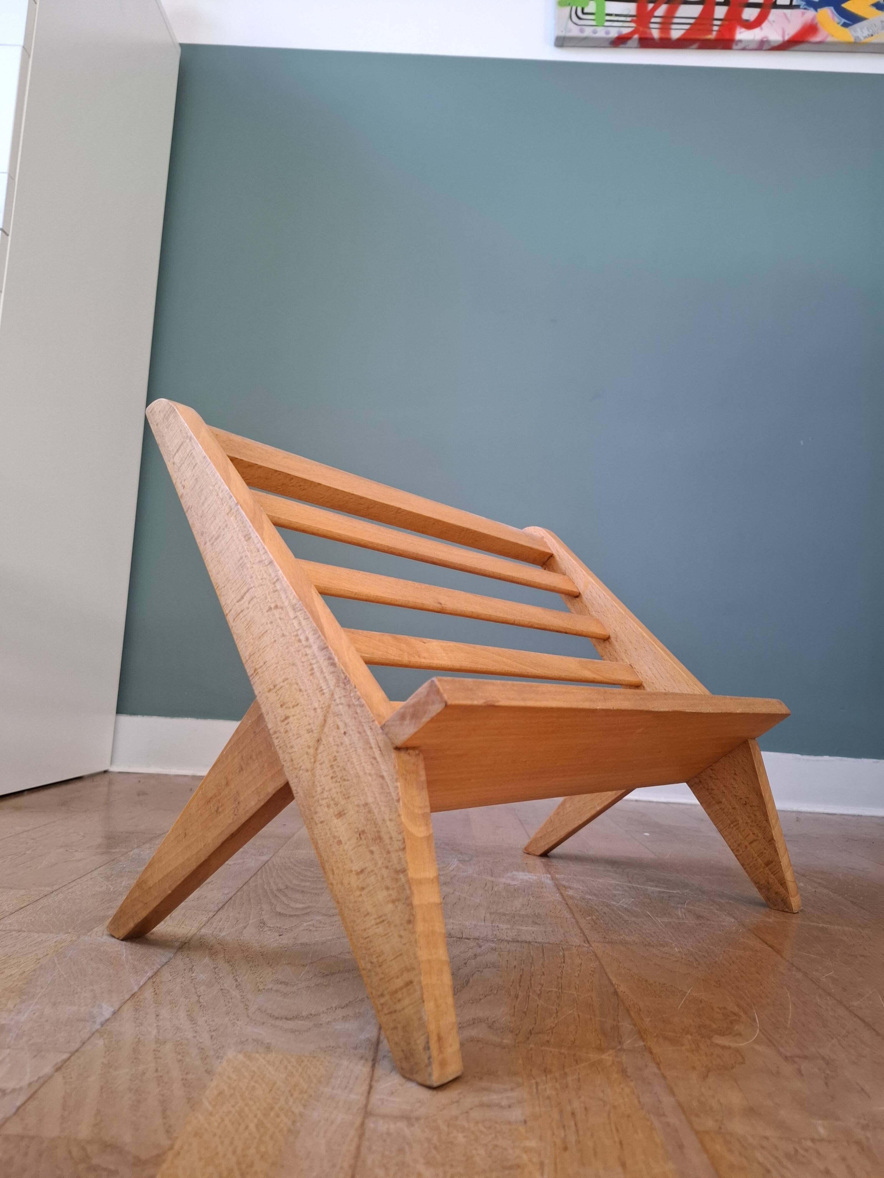 Scandinavian magazine rack