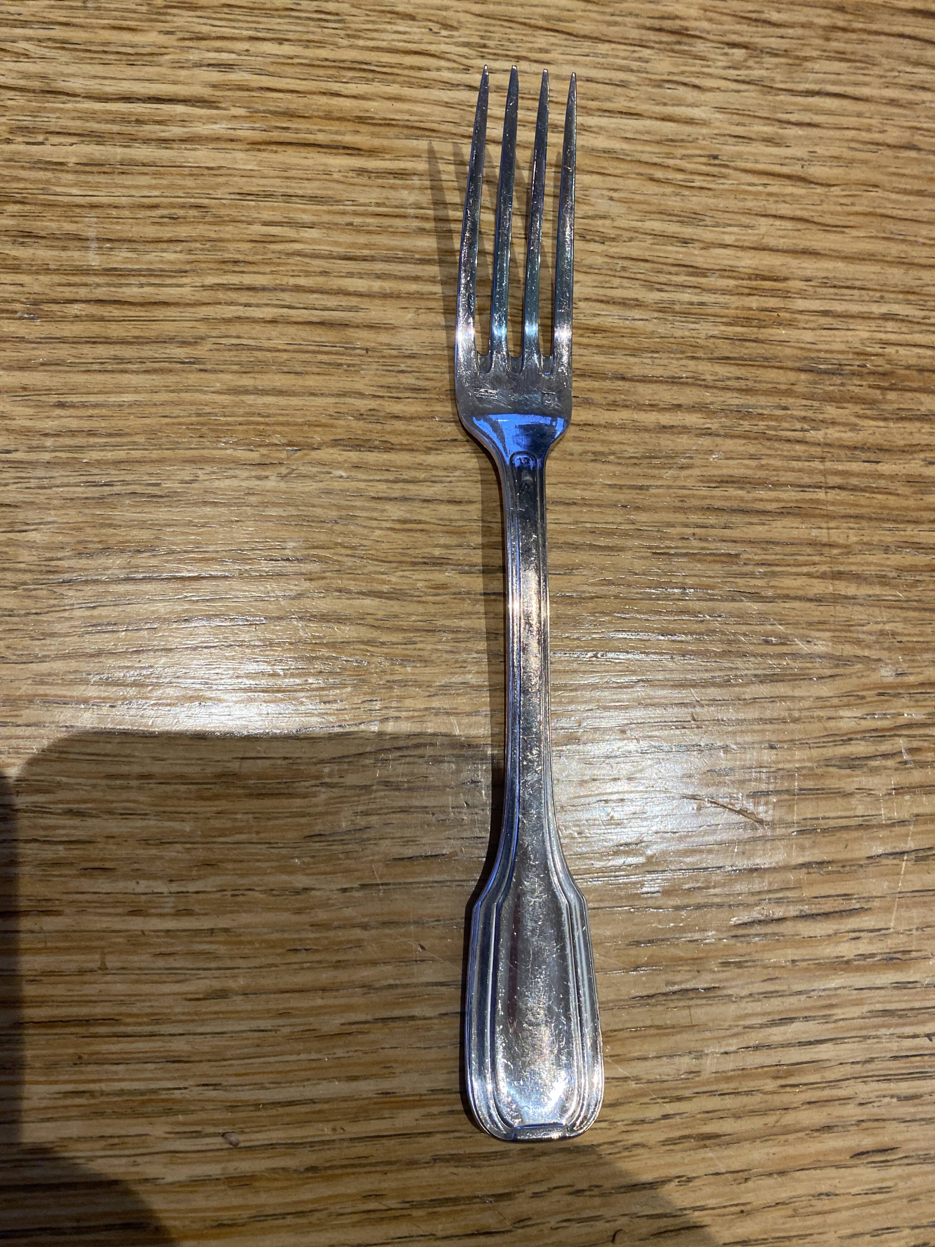 12 silver-plated dessert forks