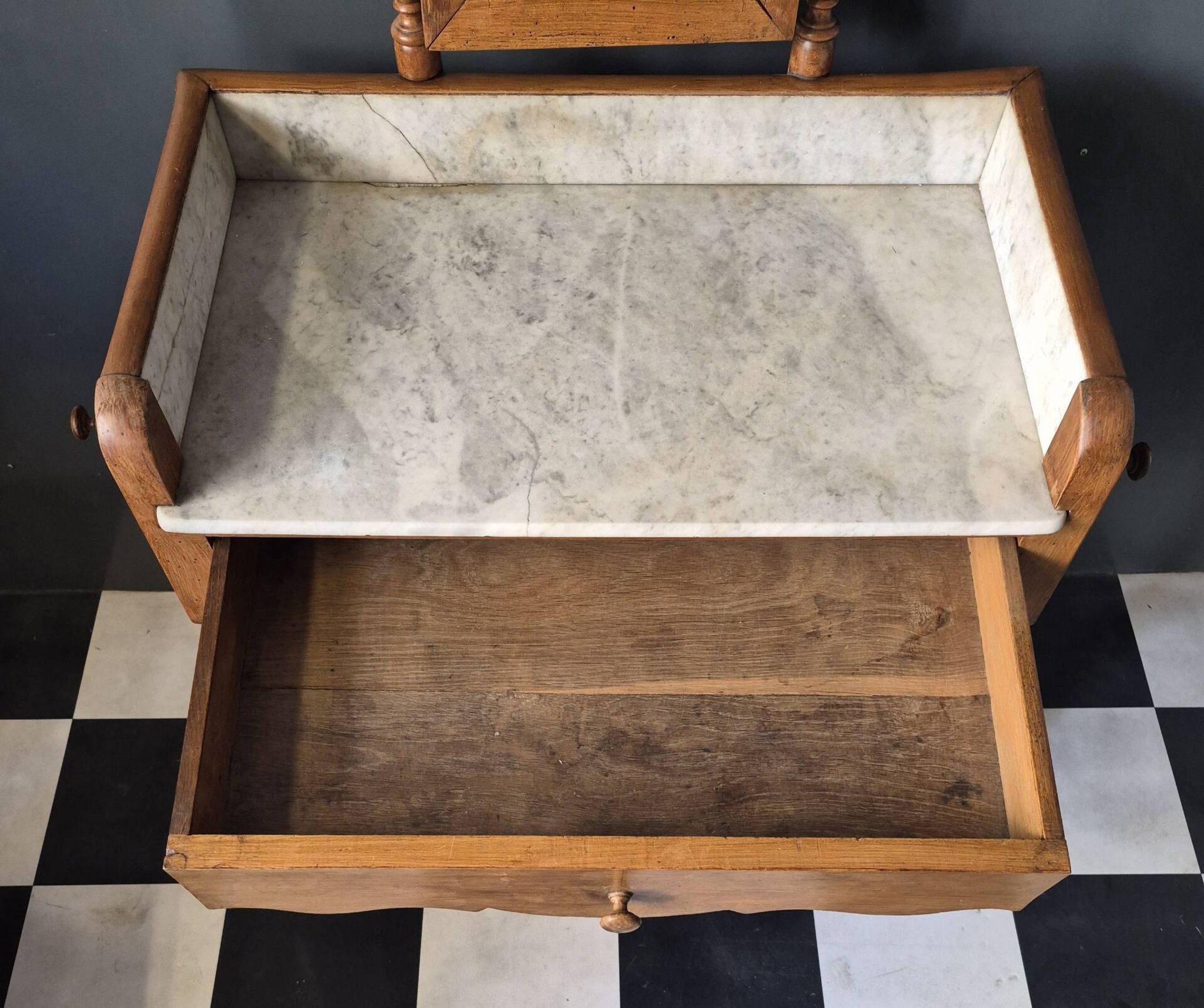 Antique dressing table with marble and solid wood with mirror.