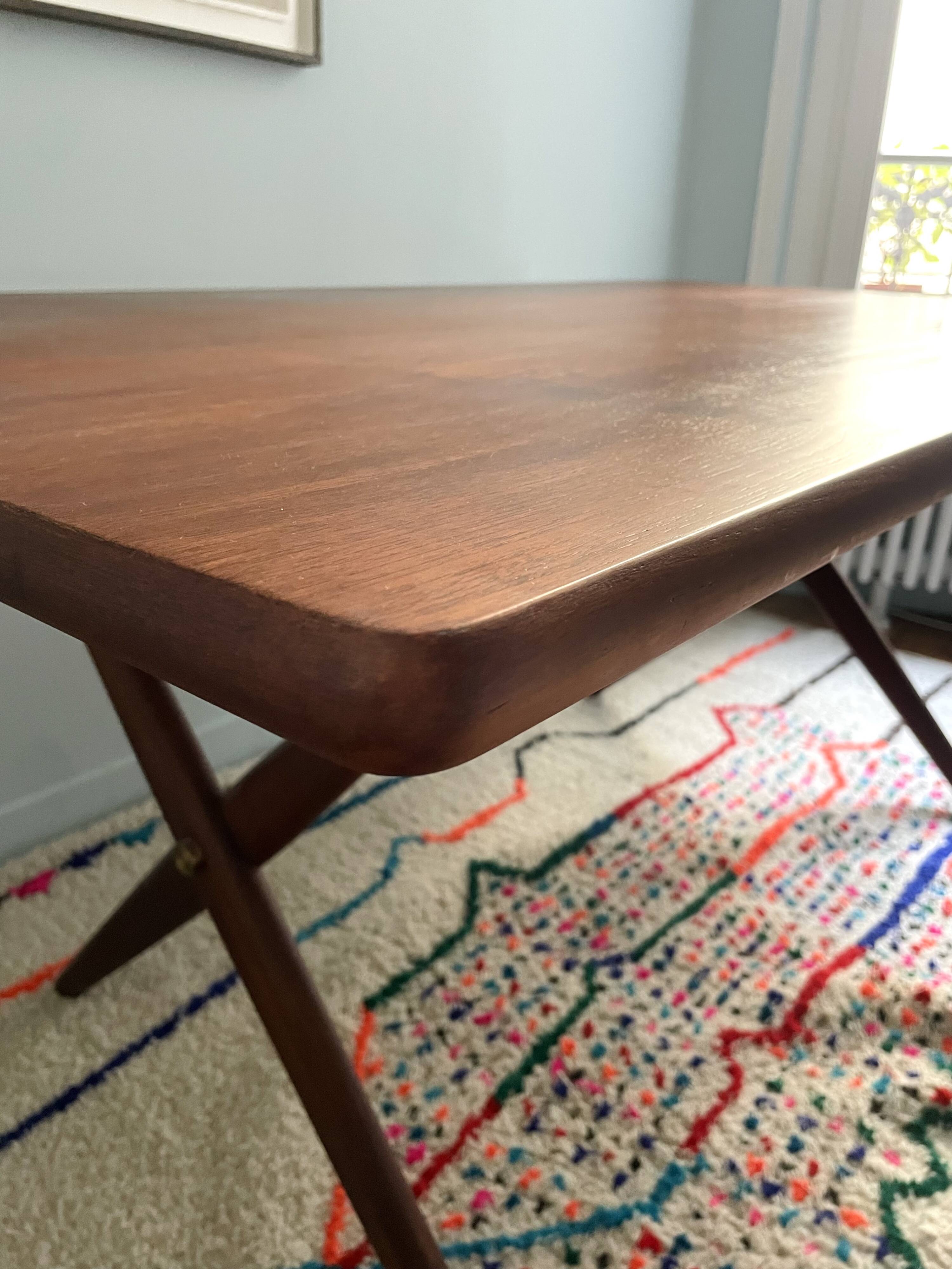 Table Hans Wegner