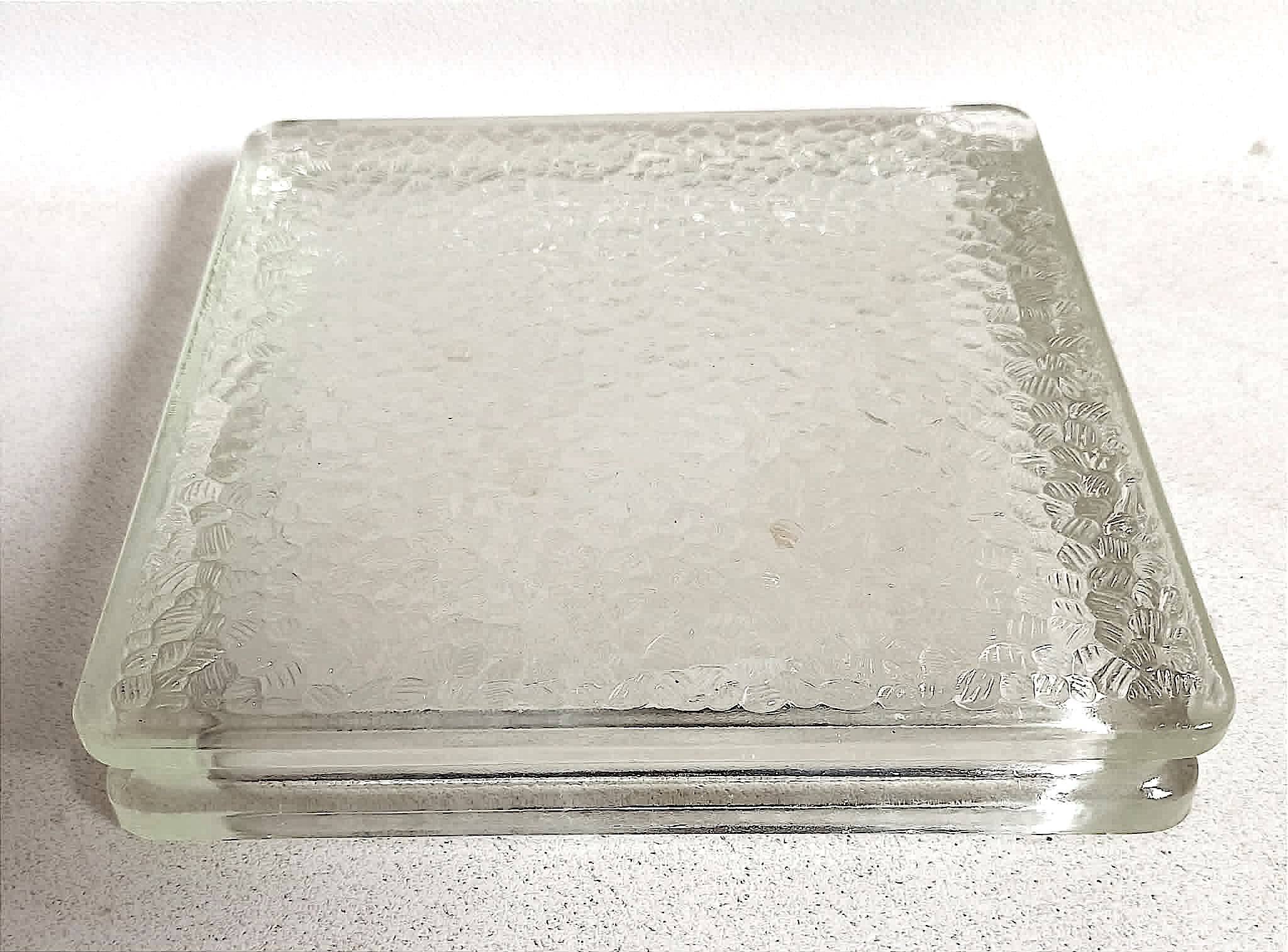 Nevada catch-all tray 1950s moulded glass Saint Gobain 20 x 20 cm
