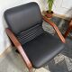 Salon design en cuir noir