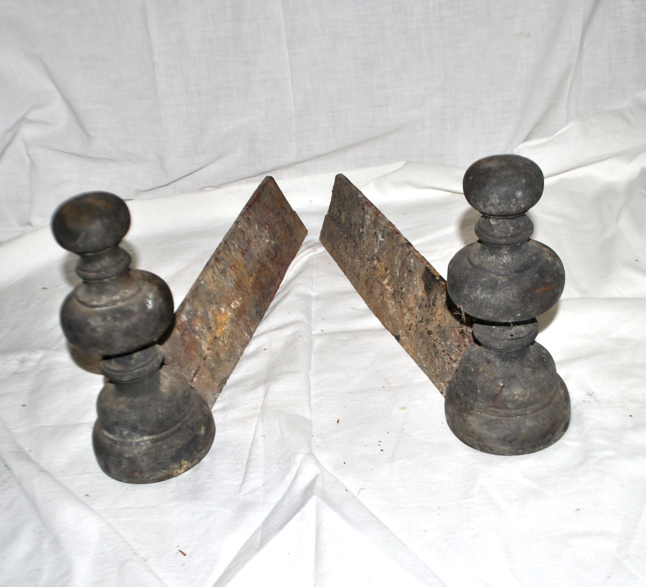 Cast iron fireplace grates