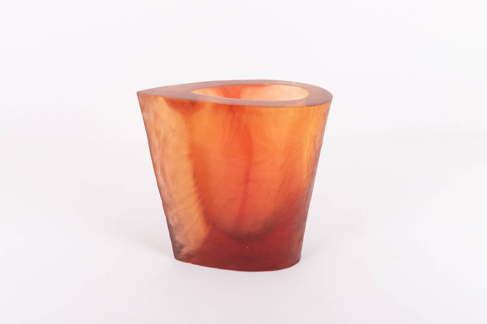 Vase en résine acrylique Terry Balle, années 1990