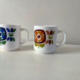 2 vintage mobil mugs