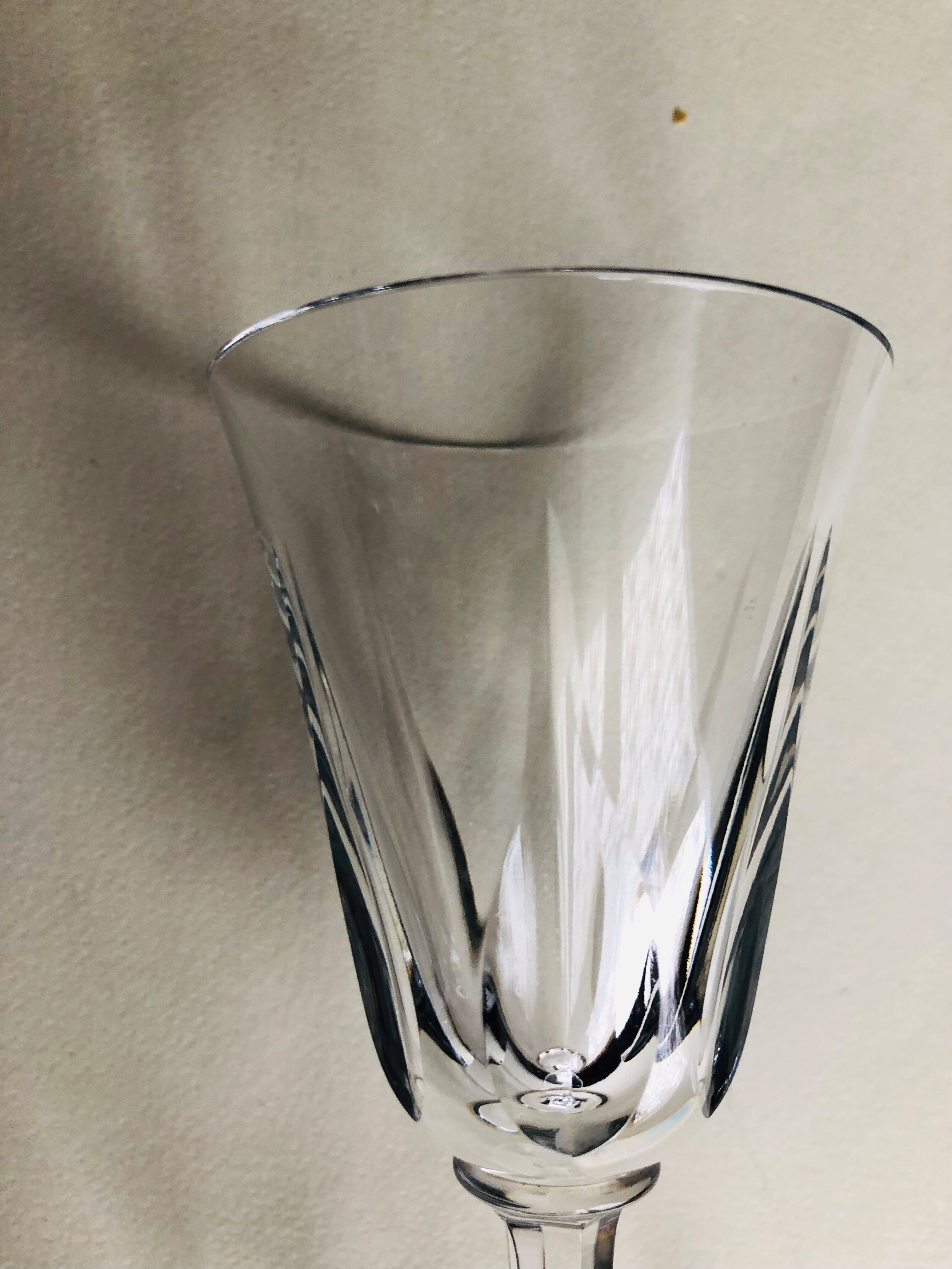 4 Glass of cut crystal wine from Saint Louis Cerdanya model