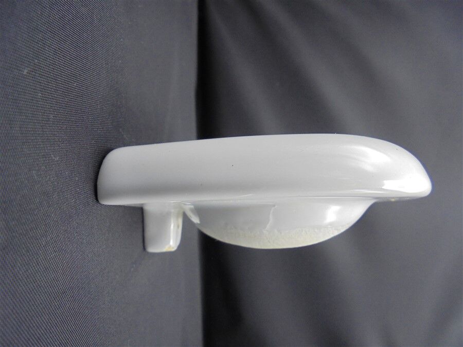 Ceramic wall ashtray