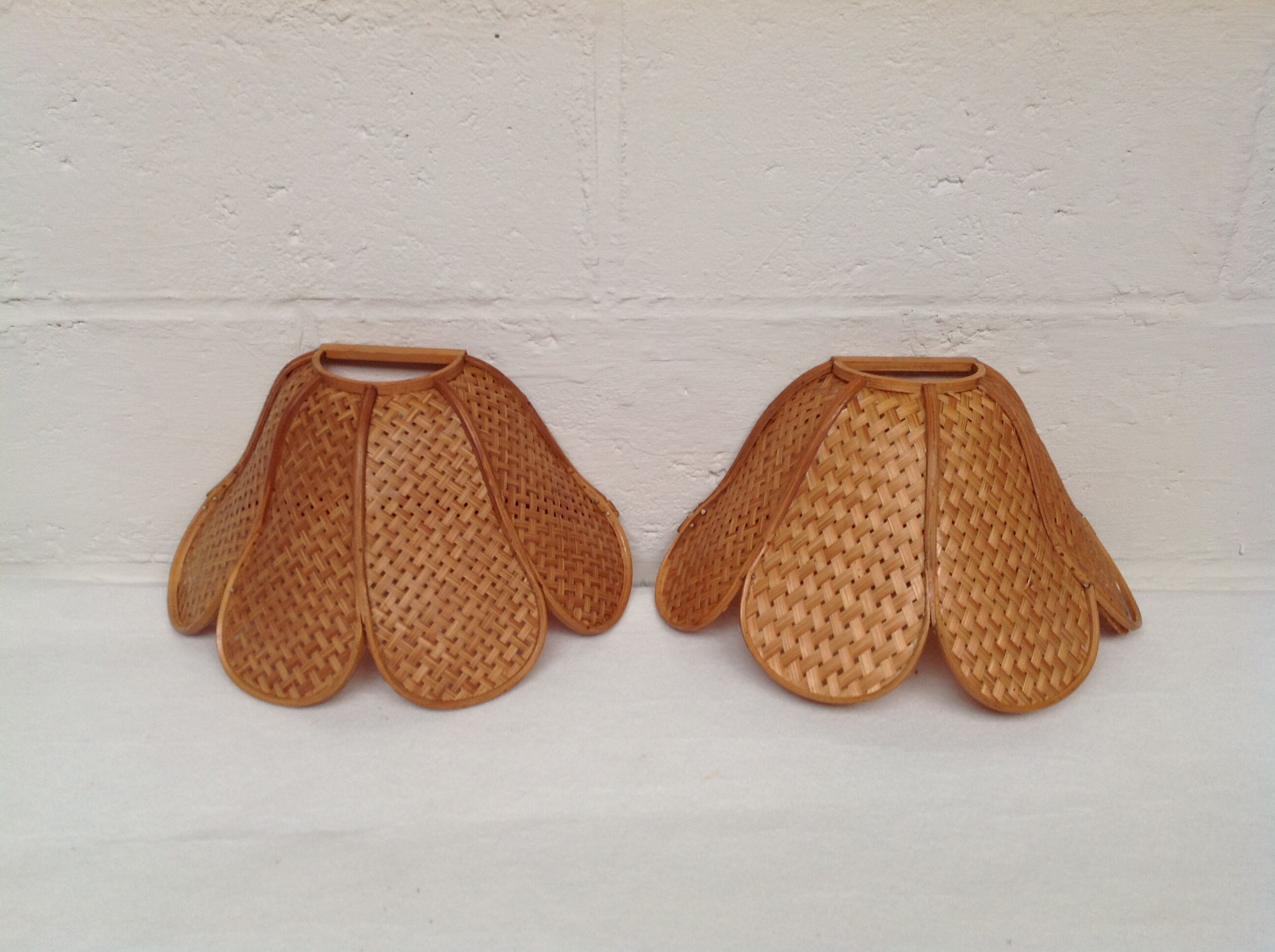 Pair of wicker wall wall light