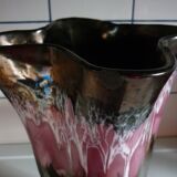 Vase and ceramic plate from the 1960s