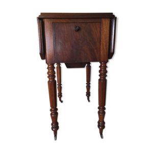 table chevet