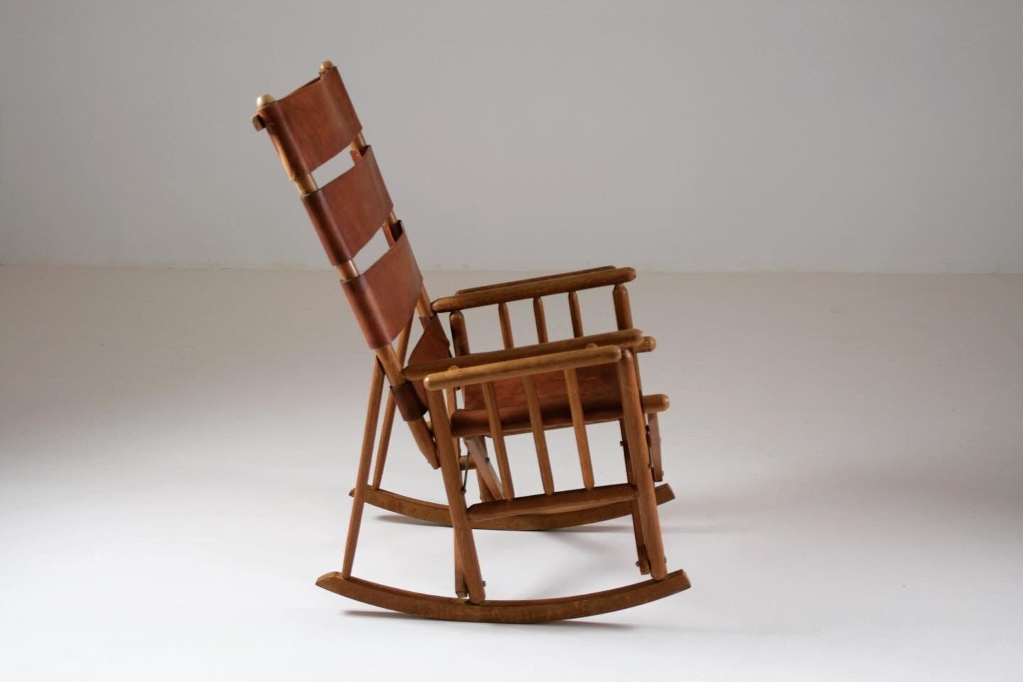 American rocking chair in wood and leather, 1960s