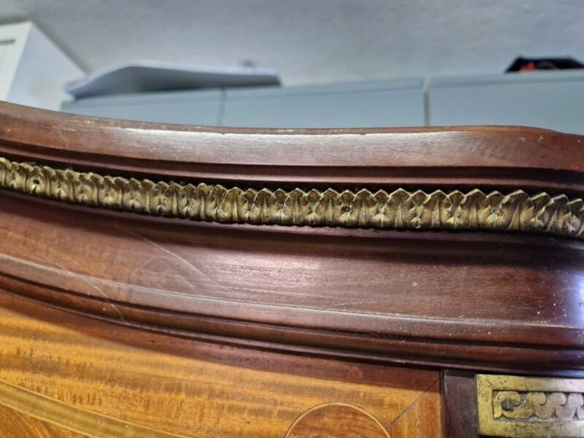 François Linke (1855-1943), marquetry veneered wooden bed in Louis XVI style